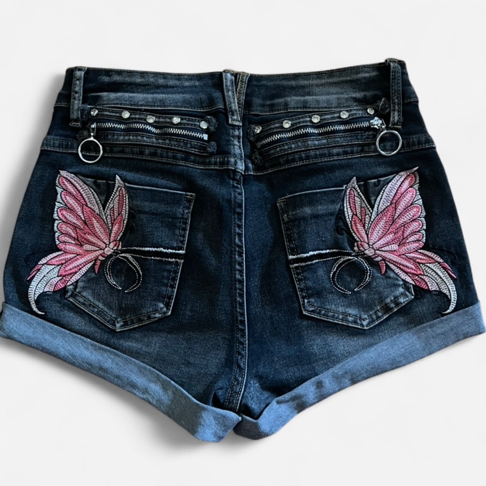 ROMWE Dark Wash Denim Shorts with Pink Butterfly Appliqué
